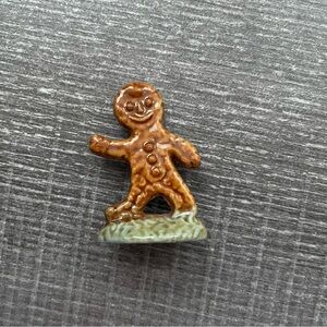 Wade Whimsies Collectable Gingerbread Man Figurine from Red Rose